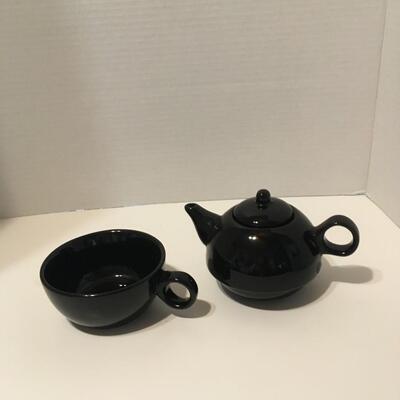 Black Tea Pot