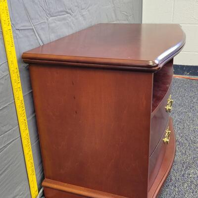 Nice Cherry Stained End Table