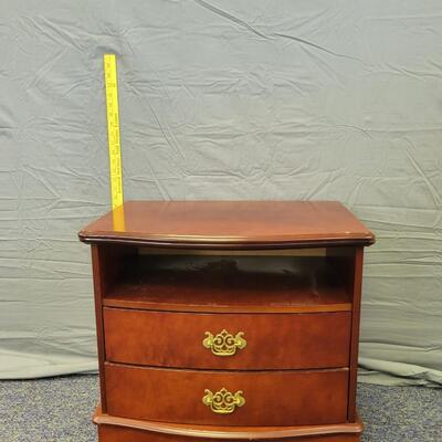 Nice Cherry Stained End Table