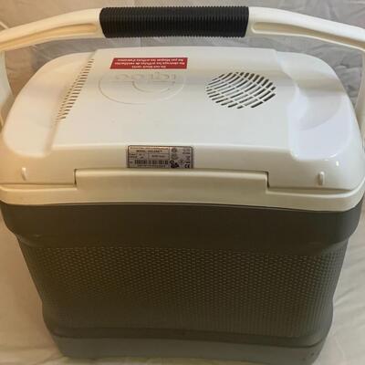 Igloo ðŸ§Š Portable 28 Quart Thermoelectric Iceless Cooler - â€Ž19â€ x 17.6â€ x 13.1â€œ