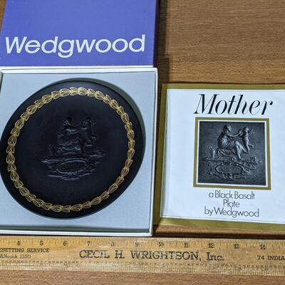 Wedgwood Black Basalt Mother Plate