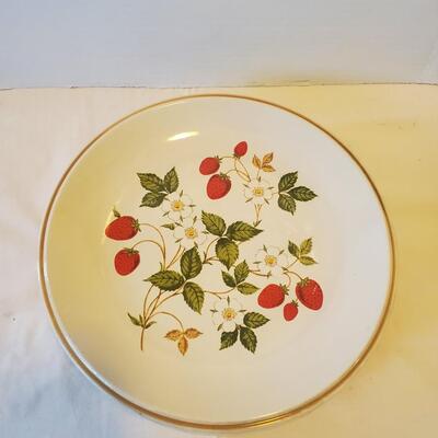 3 Sheffield Dinner Plate Strawberries N Cream Stoneware 10 5/8" diameter