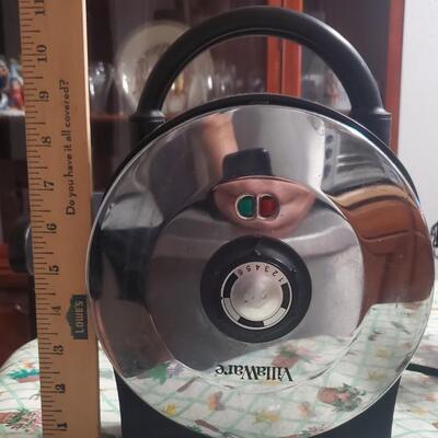VillaWare Heart Waffle Maker 3100