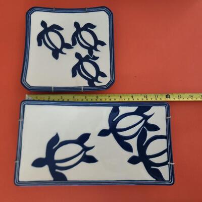2 Lee Hawaii Pottery Serving Plate Turtles Blue & White Rectangle