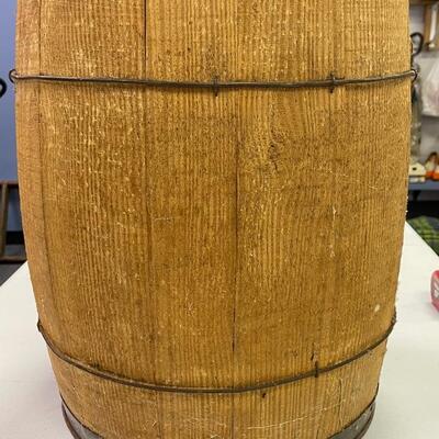 Wooden barrel keg-primitive