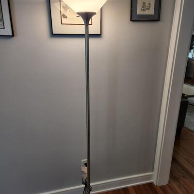 Torchiere  Floor Lamp works with 3 way