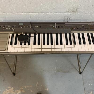 Yamaha PC-1000 Portatone Keyboard