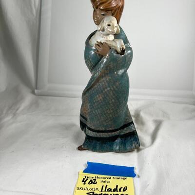 LLAdro #2161 Girl with Lamb 9" stoneware No Box
