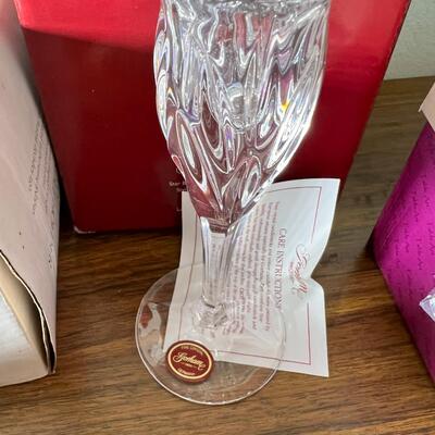 Godinger 4 Lotus Crystal Candle Holders, Table art