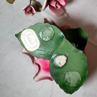 Teddy bears, Precious Moments lamp, ceramic roses in an etched glass dish