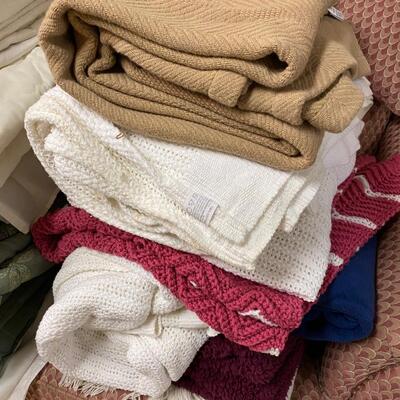 Blanket & Comforter Lot 