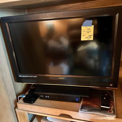 31" Vizio smart  Full HD TV working and  Zenith DVD  VHS