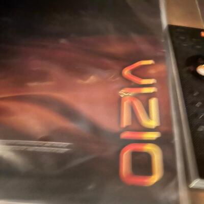 31" Vizio smart  Full HD TV working and  Zenith DVD  VHS