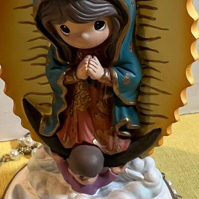Antique Russian hand painted miniature egg with Mary. 2015  Precious Moments Rosary.