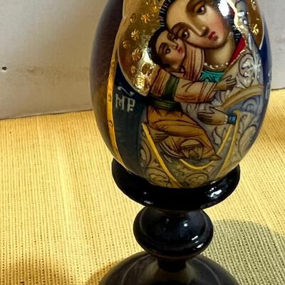 Antique Russian hand painted miniature egg with Mary. 2015  Precious Moments Rosary.