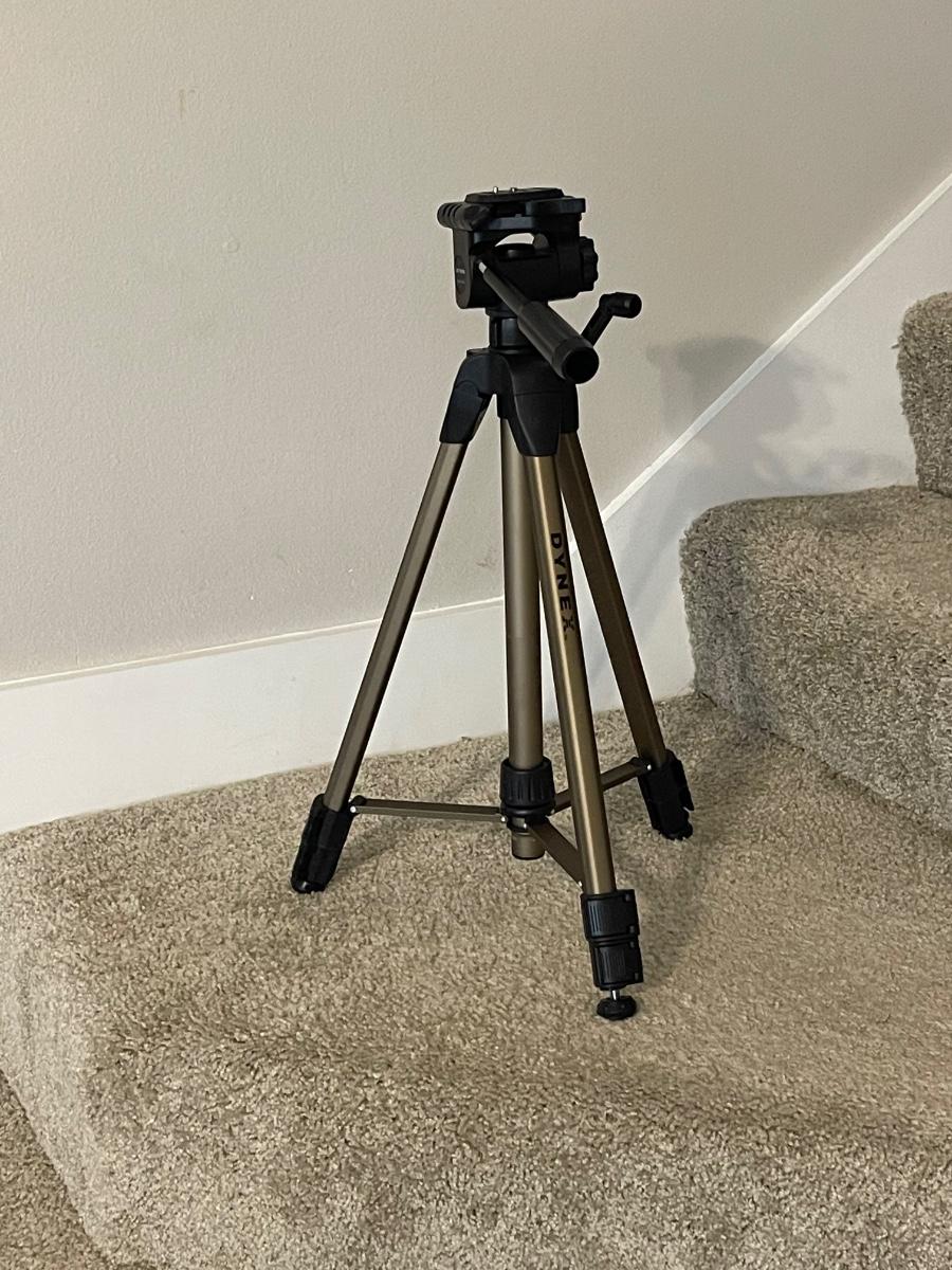 DYNEX Tri Pod DXTRP60