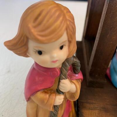 Vintage 12 piece  Nativity Set