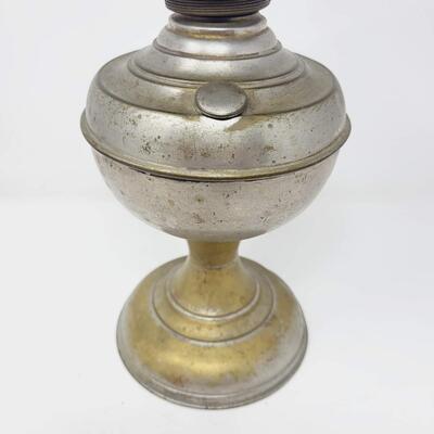 ANTIQUE METAL OIL LAMP