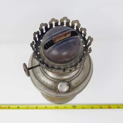 ANTIQUE METAL OIL LAMP