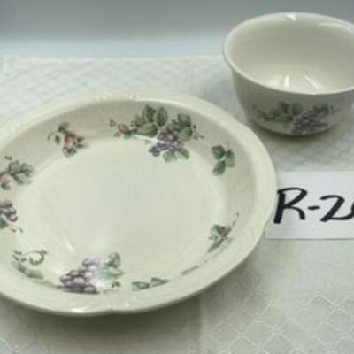 2 Pc Pfalzgraff Lot