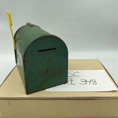 John Deere 1990â€™s mailbox bank