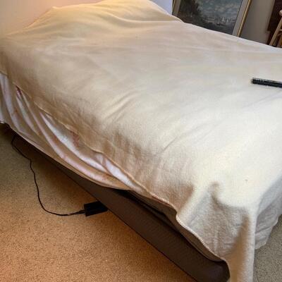 Full bed massage and lift