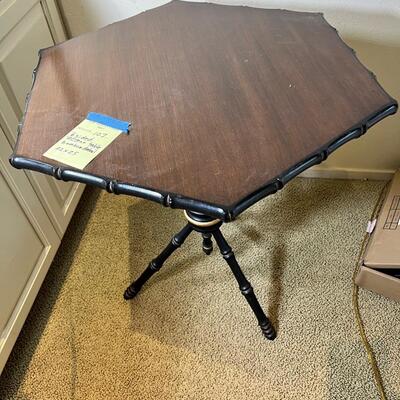 Italian six sided spindle table
