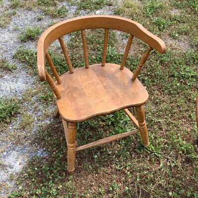5256 Childs Table and Two Chairs Set
