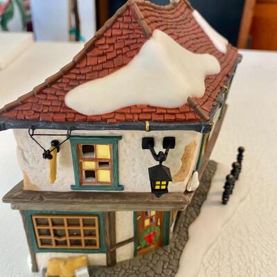 Department 56~ The Old Curiosity Shop