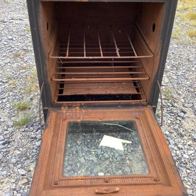 5272 Wheeling Metal Camping Oven