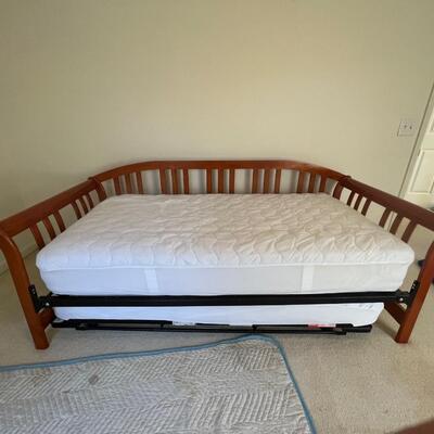 5293 Daybed with Trundle