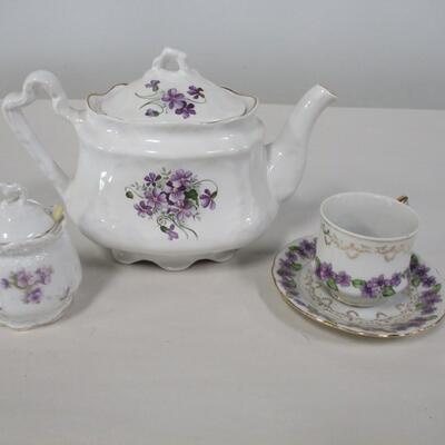 Fine China Arthur Wood and Son Teapot Staffordshire