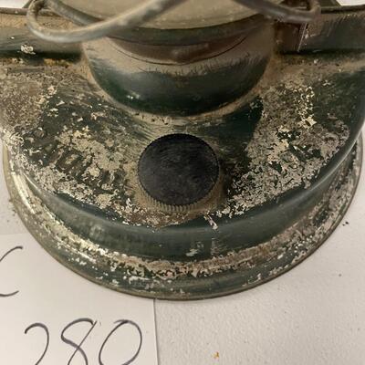 Antique lantern oil kerosene barn lamp