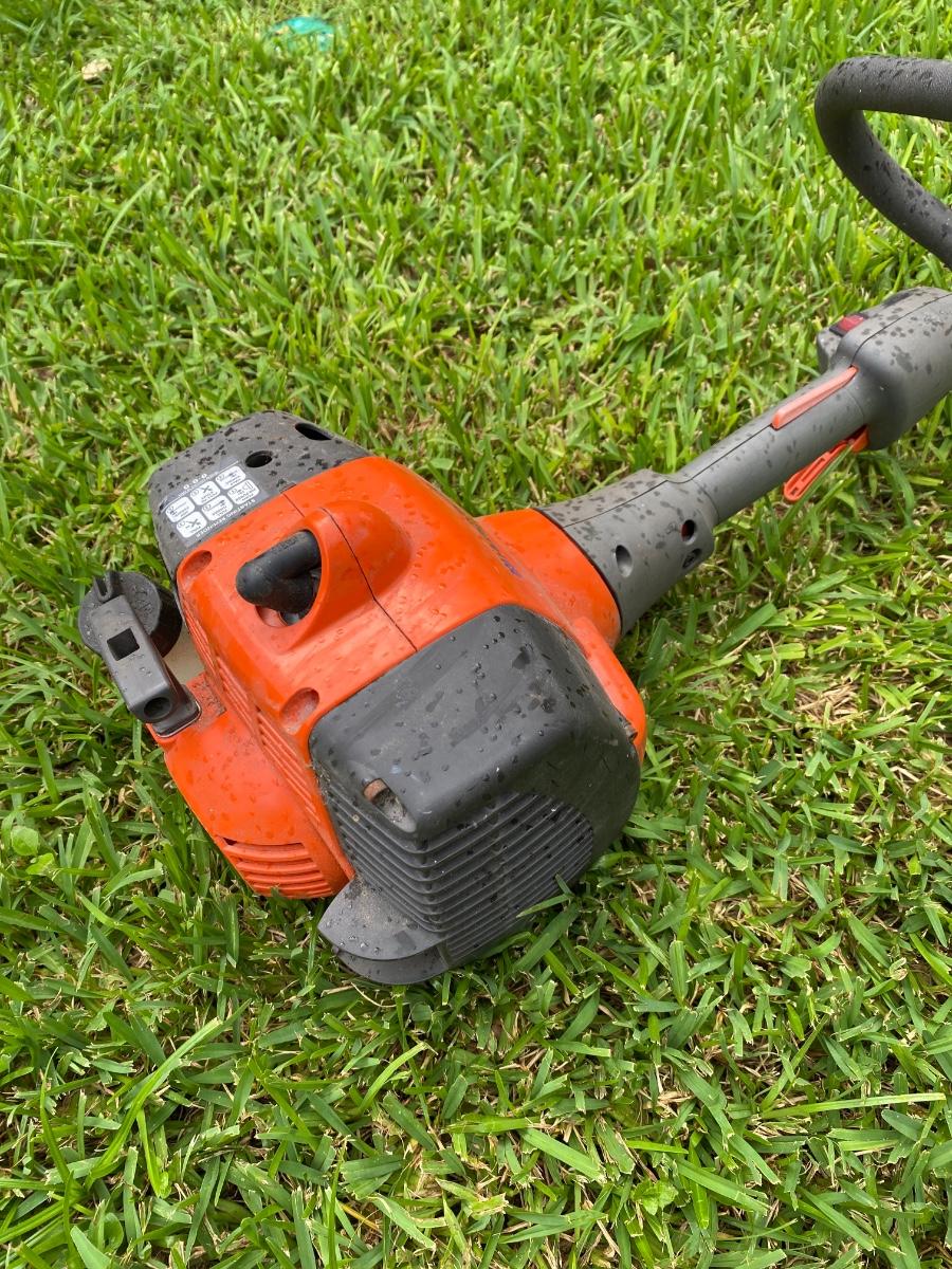 Husqvarna gas weed eater