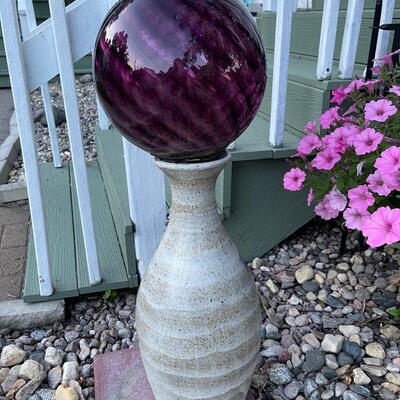 P13-Vase/gazing ball and planter with flowers