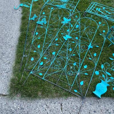 P12-Turquoise metal wall art and fencing