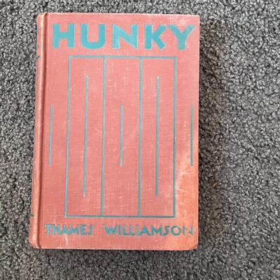 HUNKY by Thames Williamson