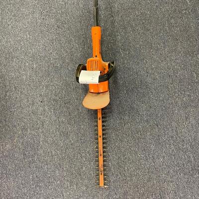 16â€ electric Black & Decker hedge trimmer