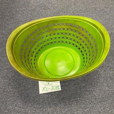 Vintage laundry basket