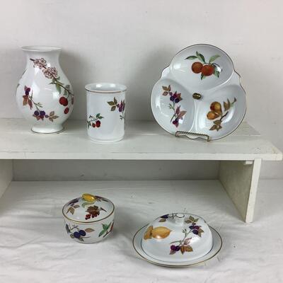 5321 5 pc Royal Worcester Evesham China Serving pieces