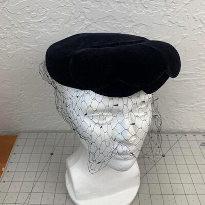 #205 I. Magnin & Co. Importers Vintage Hat