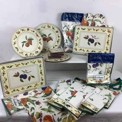5325 Royal Worcester Evesham Linen, placemat, kitchen accessories