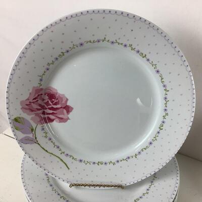 5236 Laura Ashley "Lidia" 15pc China Set