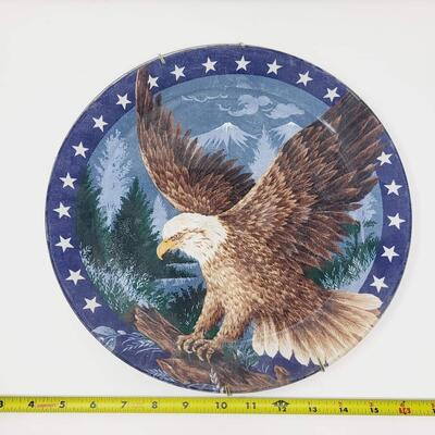 AMAZING GLASS EAGLE HANGING PLATE