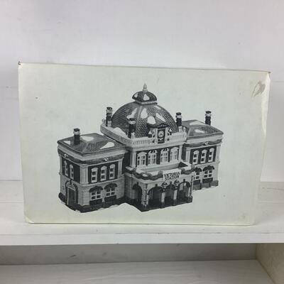 5328 Dickens Village Series "Victoria Station"