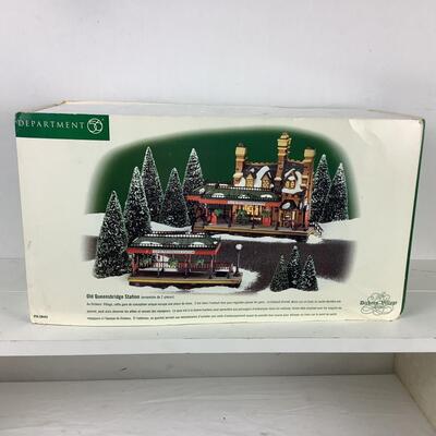 5329 Dickens Village Department 56 "Old Queensbridge Station"