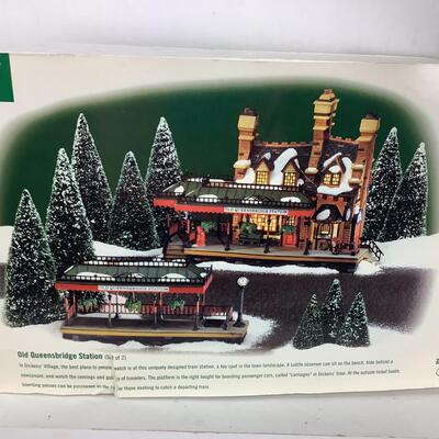 5329 Dickens Village Department 56 "Old Queensbridge Station"