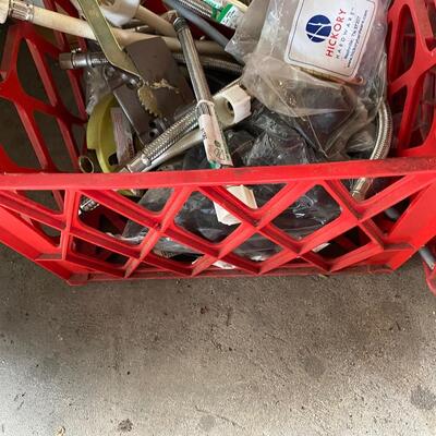 G44 Drainage kit, crate, miscellaneous items