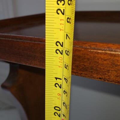 Small side table/ book shelf