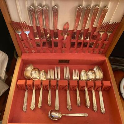 Set of vintage King Edward silver plate silverware, in tarnish-proof box